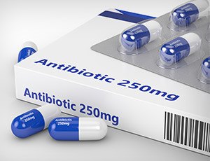 Antibiotic capsules 